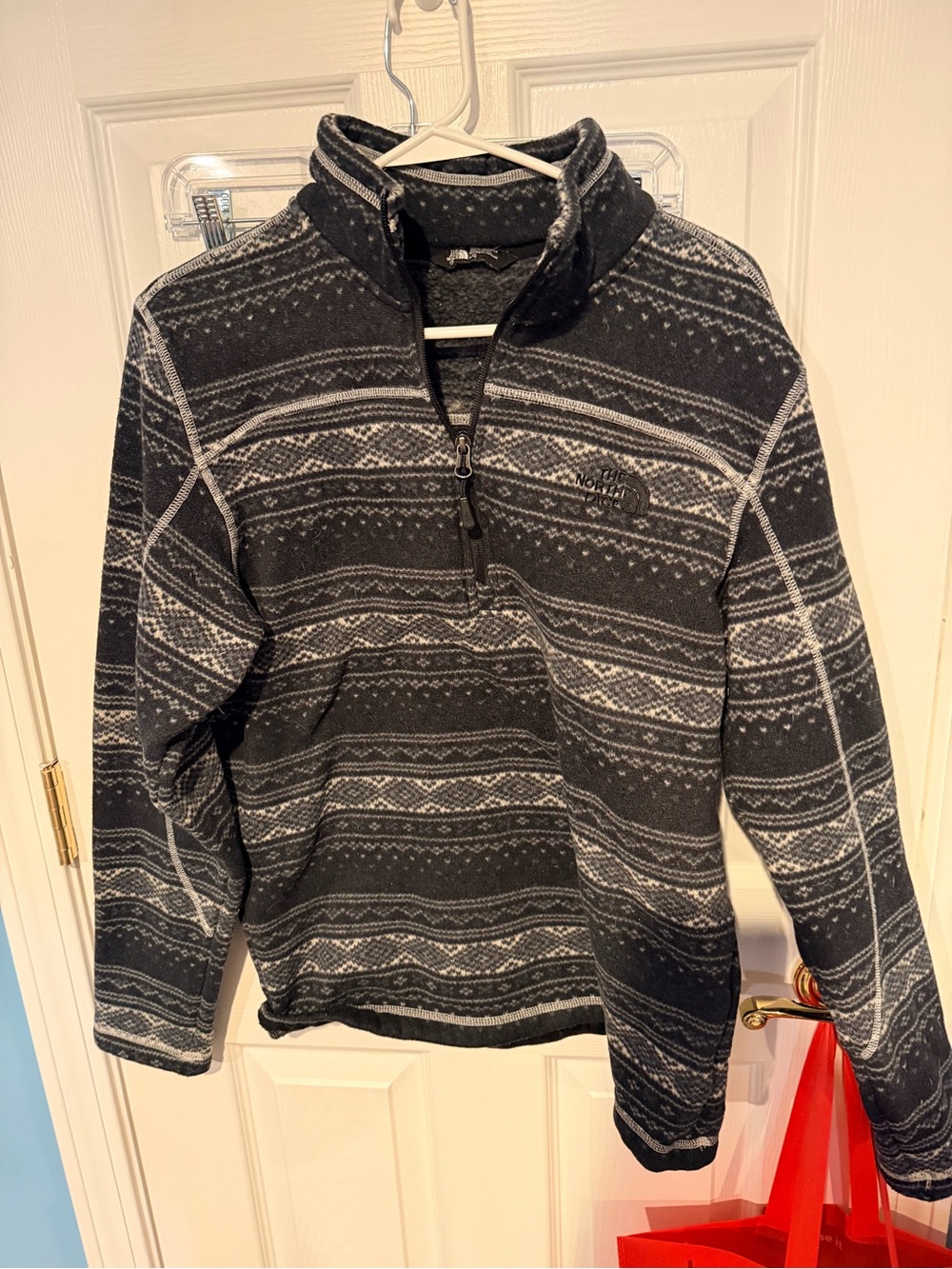 The North Face Black & Light Gray Patterned Quarter-Zip Fleece